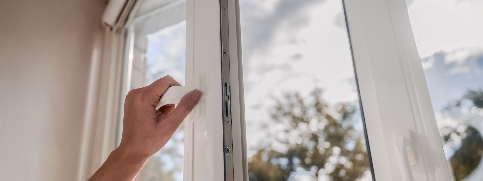 Comment choisir entre une fen&ecirc;tre coulissante et une fen&ecirc;tre battante ? Lingolsheim